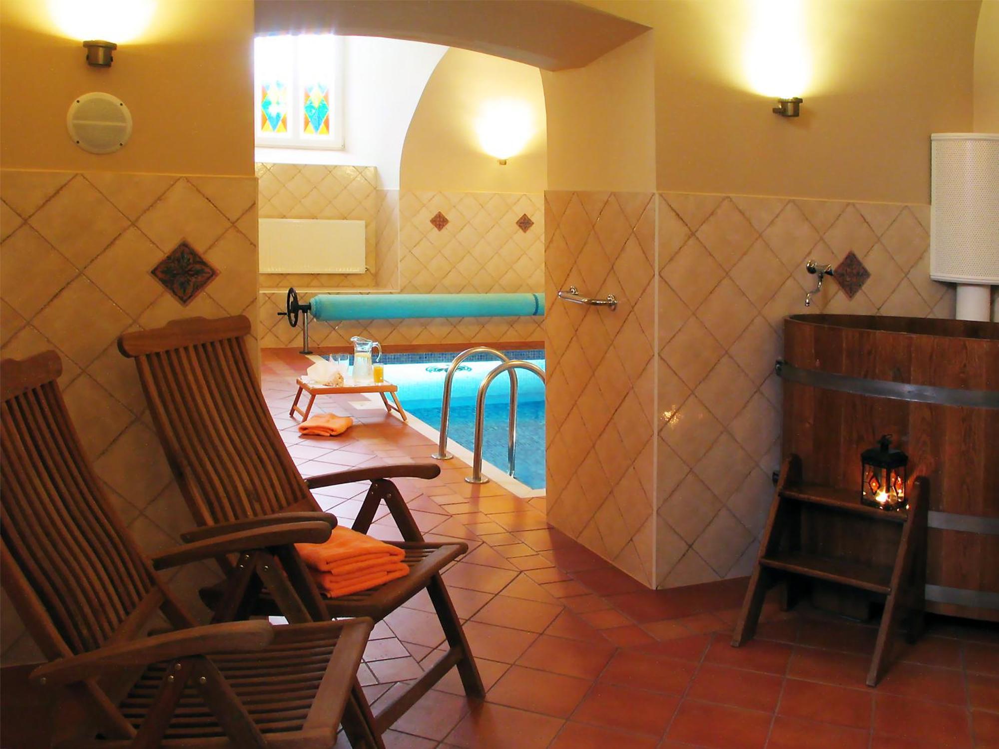 Birinu Pils Hotel Bīriņi Bagian luar foto