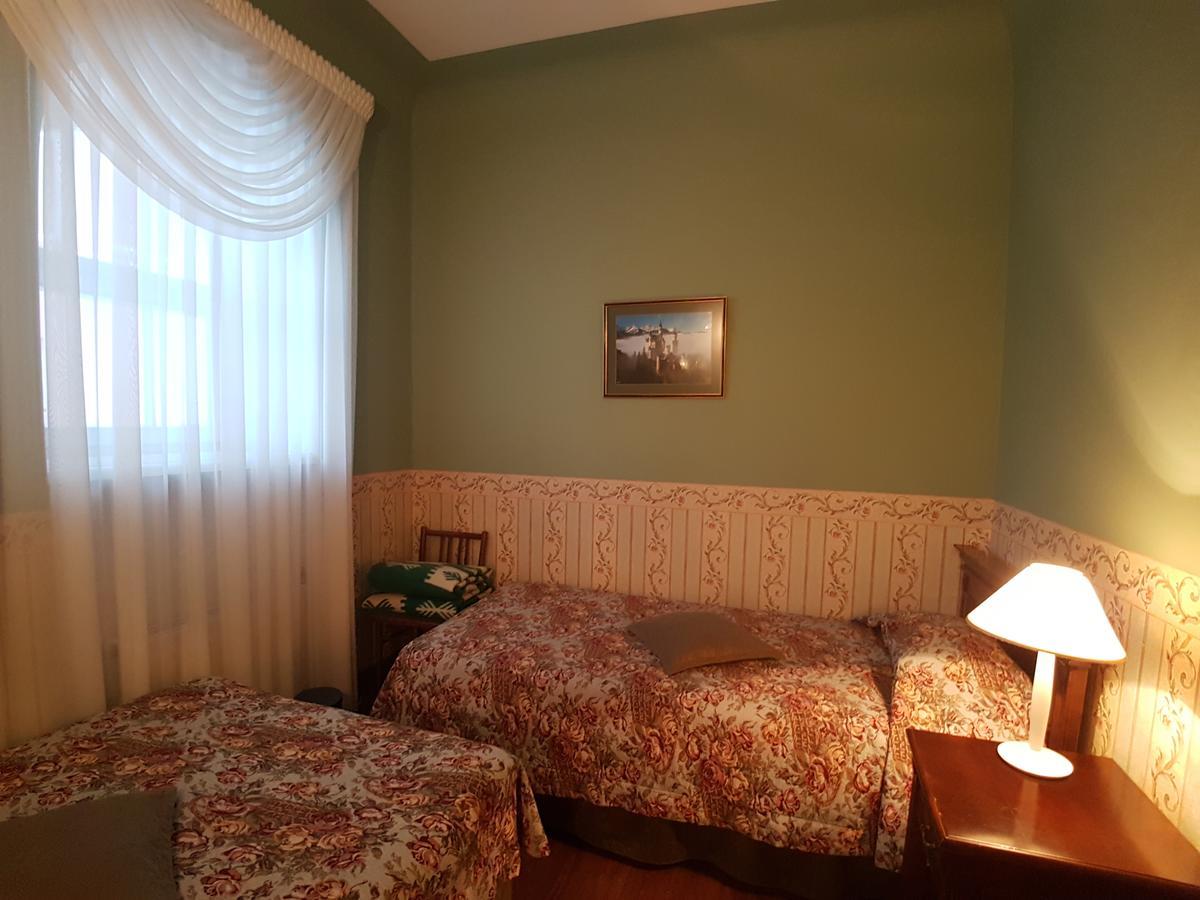 Birinu Pils Hotel Bīriņi Bagian luar foto