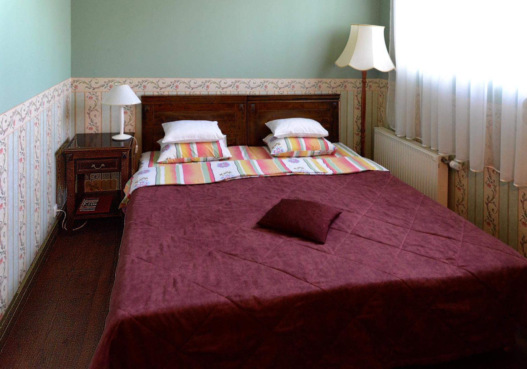 Birinu Pils Hotel Bīriņi Bagian luar foto